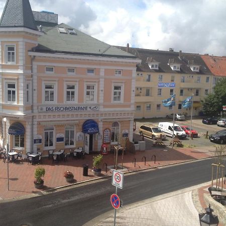 Hotel Hohenzollernhof Куксхафен Экстерьер фото